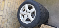 Mazda däck 175/65 R14 82H